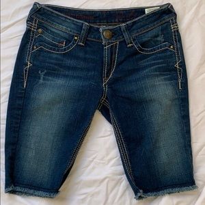 🌼 ARIAT Ruby denim shorts 27R